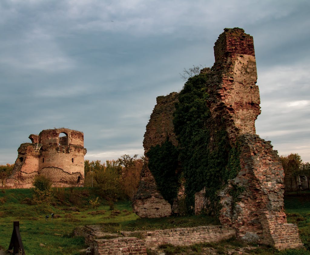 bac stock Explore the ancient medieval ruins of Bač Fortress in Vojvodina, Serbia, captured in the early morning light.